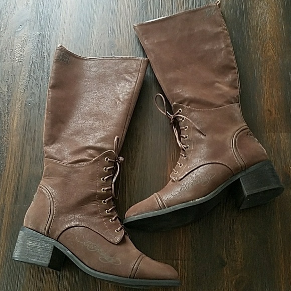 Ed Hardy Boots - Picture 5 of 7